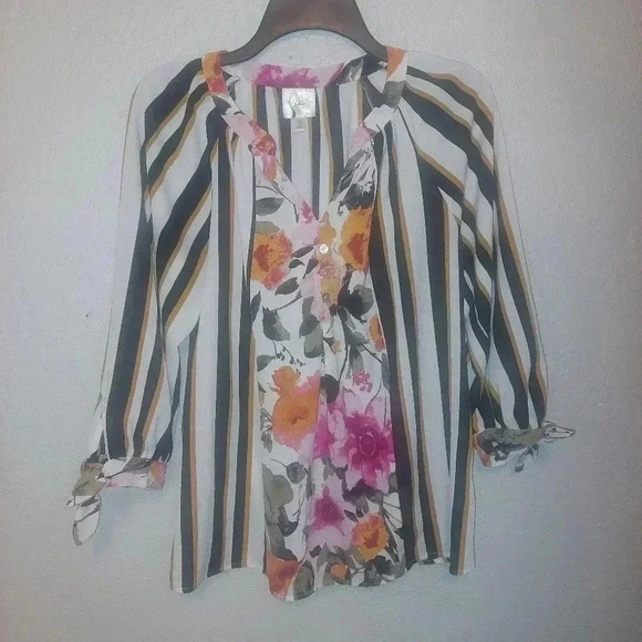 fig and flower Tops - Fig And Flower Striped And Floral Print Colorful Multicolored Tunic Size Small